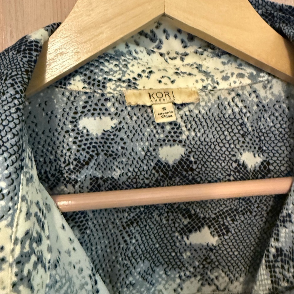 Kori Black and White Snake Print Button-Down Shirt - Picture 4 of 4